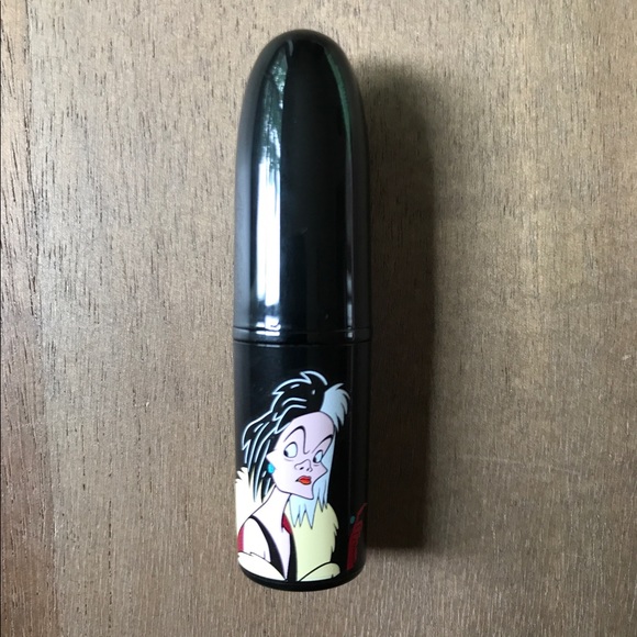 Mac Makeup - Picture 1 of 4